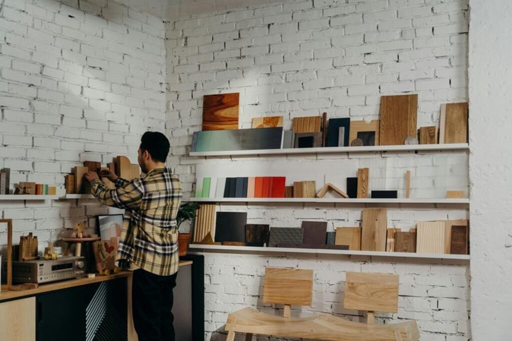 What Are Some Tips for Layering Wall Decor Pieces?